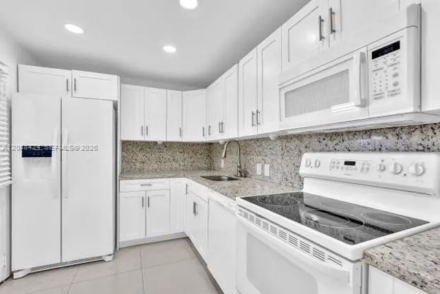 3 of 31 - 20400 W Country Club Drive #315, Aventura, FL