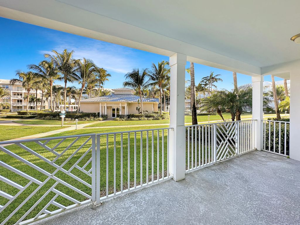 312 Bay Colony Drive N #312, Juno Beach