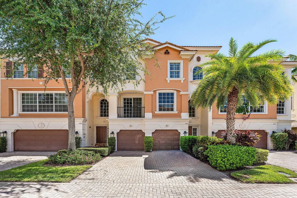 5580 Ne Trieste Way, Boca Raton
