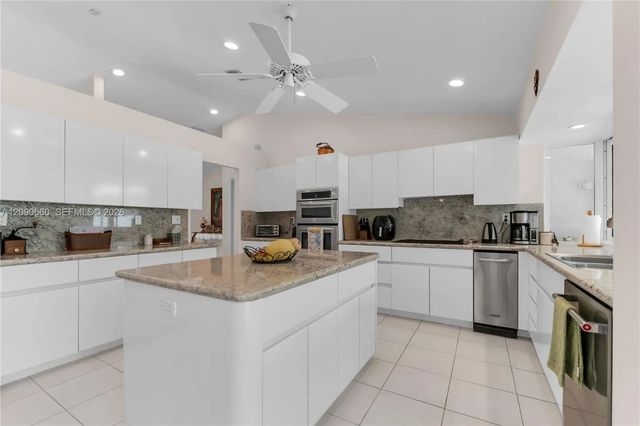 3 of 73 - 7915 Sw 155th Street, Palmetto Bay, FL