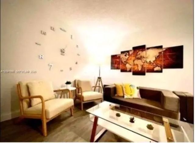3 of 20 - 4271 S Tamiami Canal Drive, Miami, FL