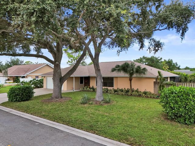 4123 Ardisia Path, Boynton Beach