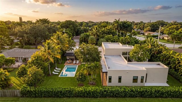 5 of 25 - 8540 Sw 174th Street, Palmetto Bay, FL