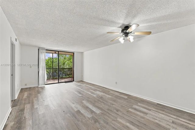 5 of 8 - 6800 Cypress Road #411, Plantation, FL