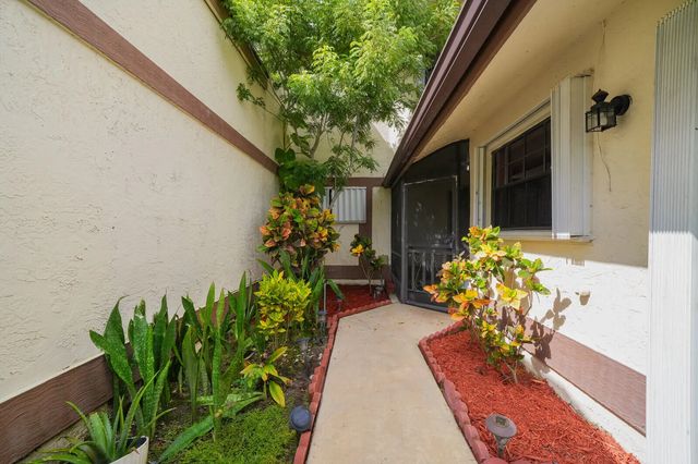 3 of 33 - 20847 Boca Ridge Drive N, Boca Raton, FL