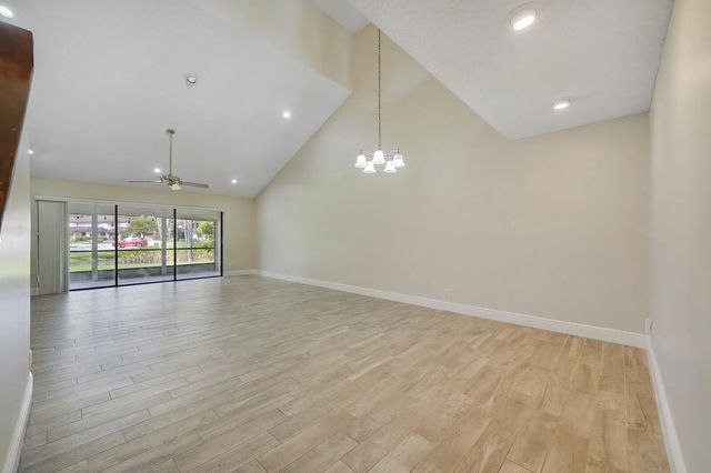 4 of 33 - 20847 Boca Ridge Drive N, Boca Raton, FL