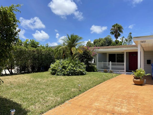 2 of 11 - 5433 Ne 5th Avenue, Oakland Park, FL