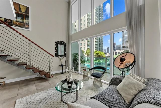 41 Se 5th Street #801, Miami