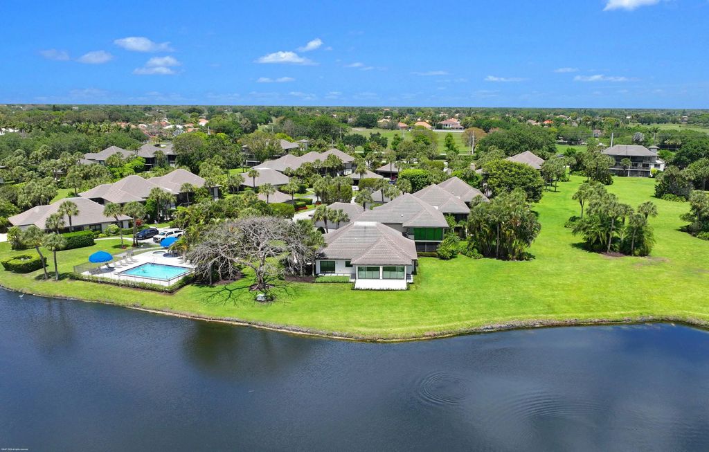 13254 Polo Club Road #c101, Wellington