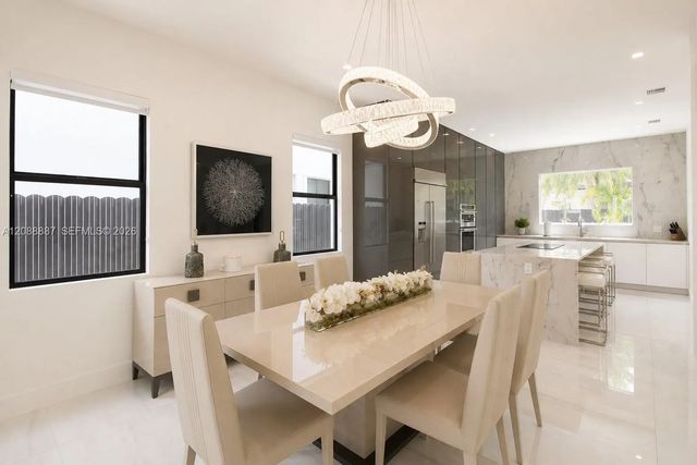 3 of 28 - 8872 Nw 181st Street, Hialeah Gardens, FL