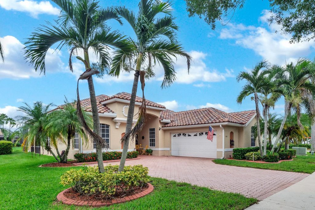 700 Sw Lake Charles Circle, Port St. Lucie
