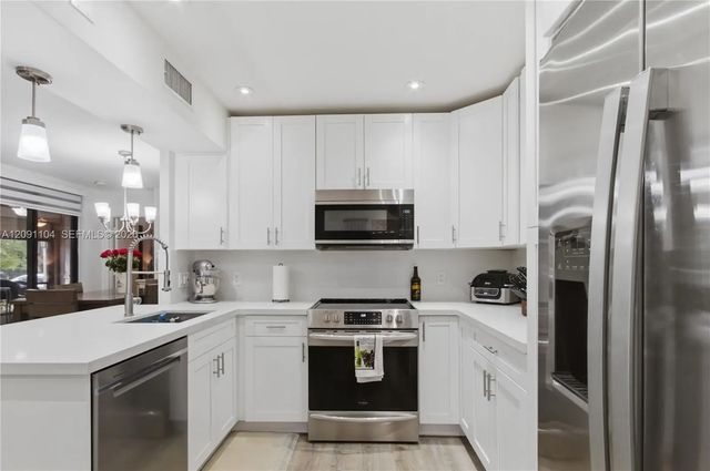 3 of 24 - 10790 Nw 14th Street #184, Plantation, FL