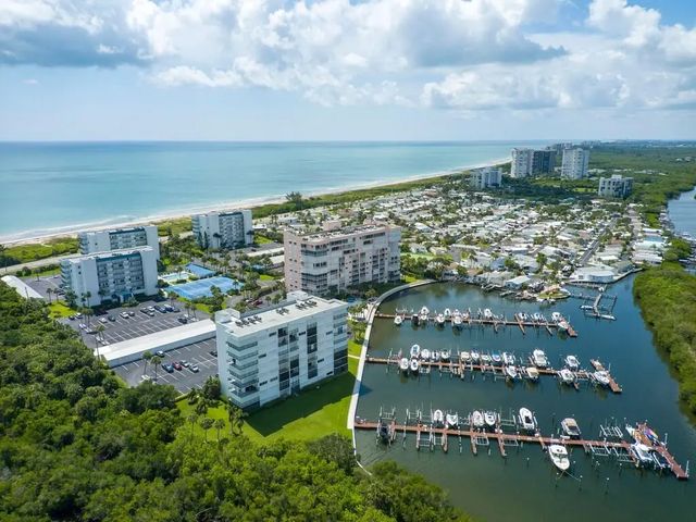 5 of 44 - 5163 N Hwy A1a #820, Hutchinson Island, FL