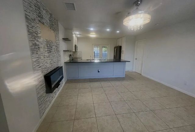 5 of 25 - 1985 Sw Aquarius Lane, Port St. Lucie, FL
