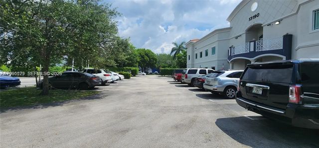3 of 31 - 13190 Sw 134th Street #f2, Miami, FL