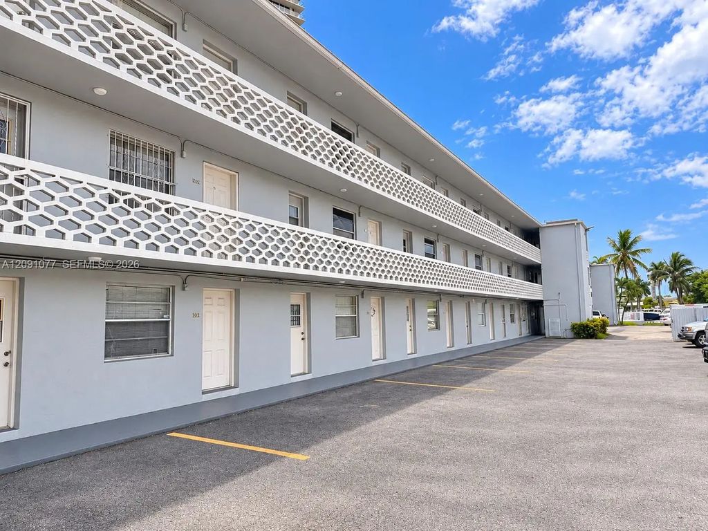 1610 N River Drive #206, Miami