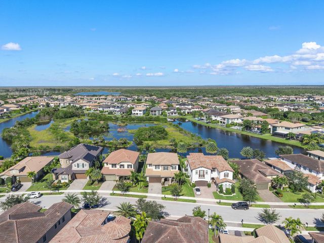 3 of 68 - 11425 Watercrest Circle E, Parkland, FL