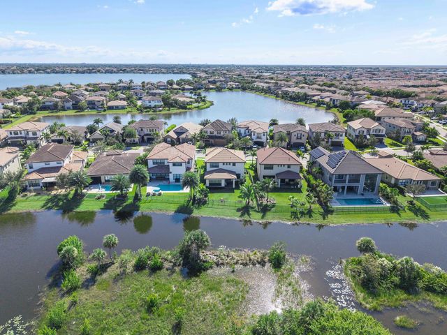 5 of 68 - 11425 Watercrest Circle E, Parkland, FL