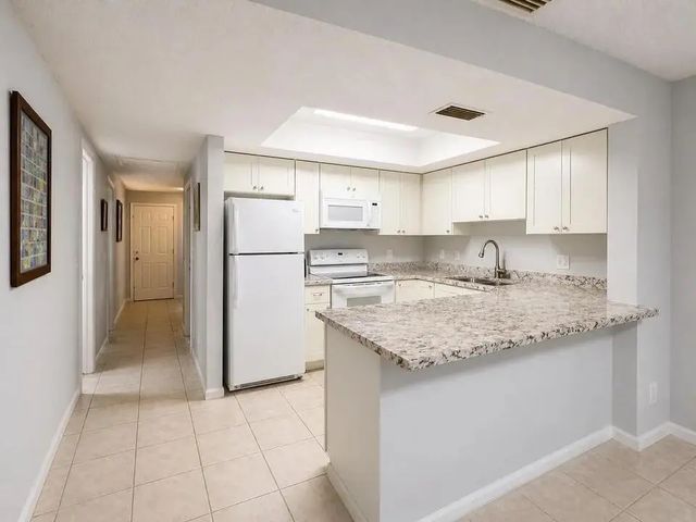 4 of 24 - 9258 Green Meadows Way, Palm Beach Gardens, FL