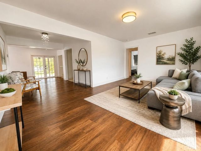 2651 Jackson Street #2651, Hollywood