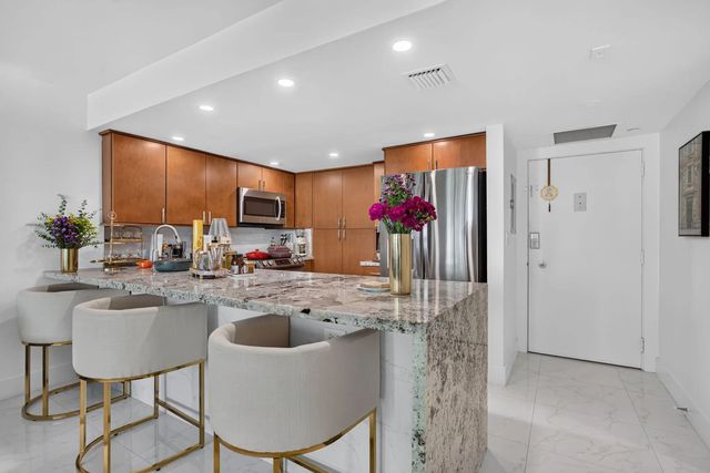 4 of 38 - 3015 N Ocean Boulevard #8b, Fort Lauderdale, FL