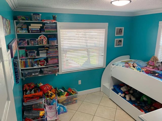 4 of 21 - 6940 W 25th Lane, Hialeah, FL