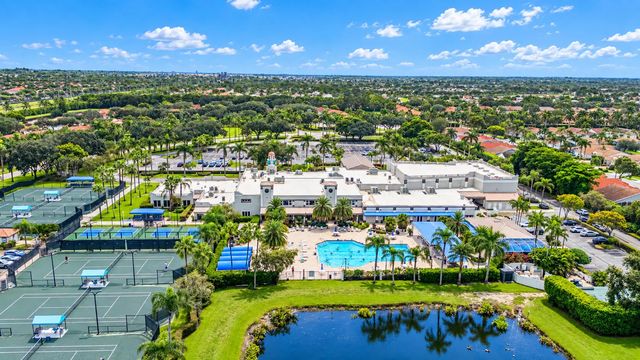 7336 Lake Meadow Way #202, Boynton Beach