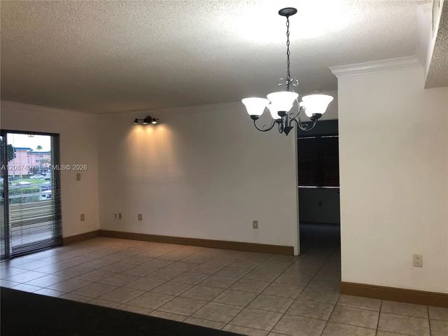 5 of 14 - 10755 Sw 108th Avenue #201, Miami, FL
