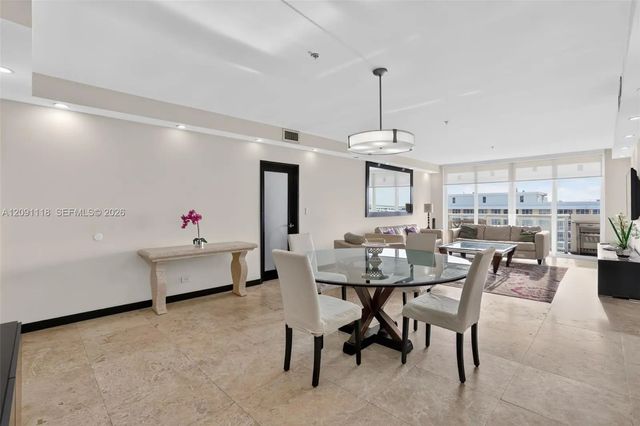4 of 43 - 5601 Collins Avenue #1716, Miami Beach, FL