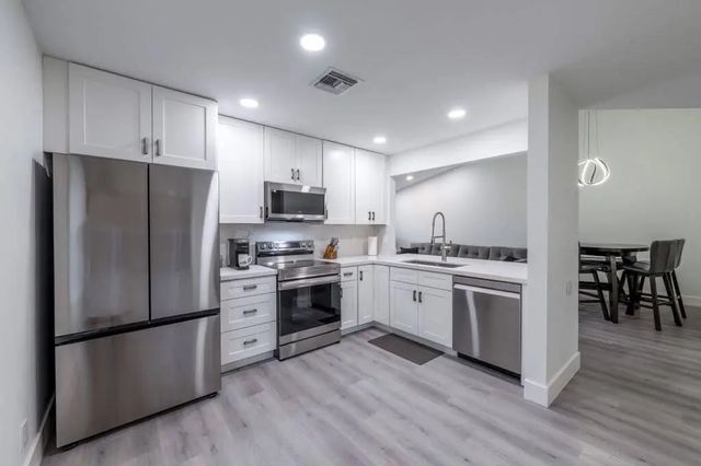 2 of 15 - 1129 W Lakes Drive, Deerfield Beach, FL
