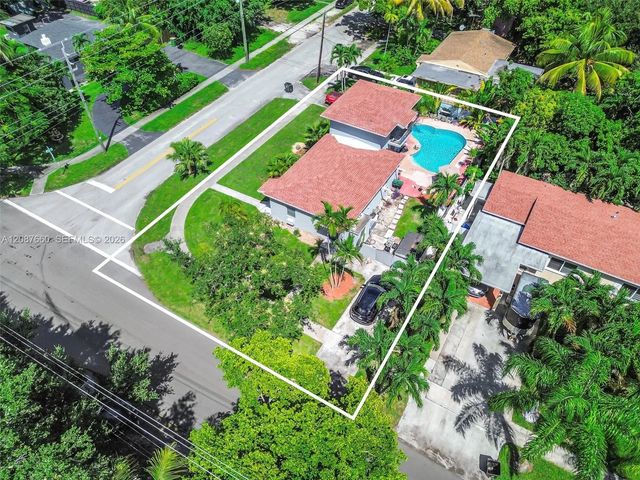 5 of 40 - 800 Ne 144th Street, North Miami, FL