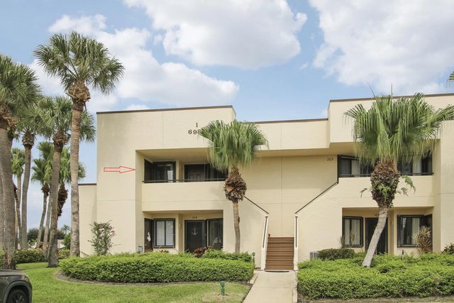 2 of 25 - 6981 Se Constitution Boulevard #204, Hobe Sound, FL