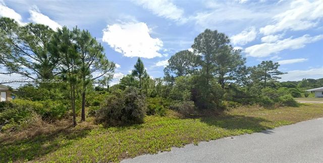 645 Buccaneer Street Nw, Lake Placid