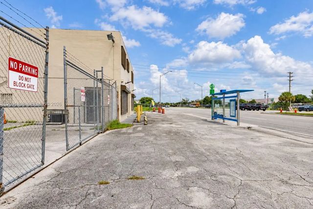 4 of 14 - 2401 Nw 79th Street, Miami, FL