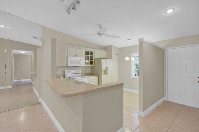 4 of 15 - 8864 Sunscape Lane, Boca Raton, FL
