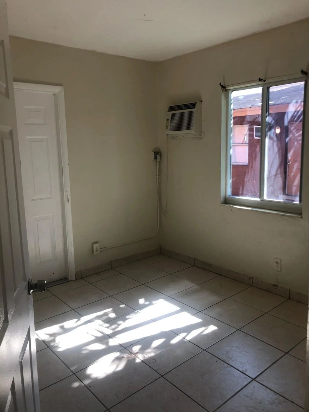 829 Nw 10th Terrace #4, Fort Lauderdale