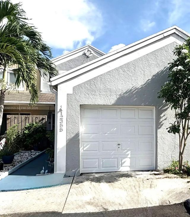 12355 Nw 15th Street #12355, Pembroke Pines