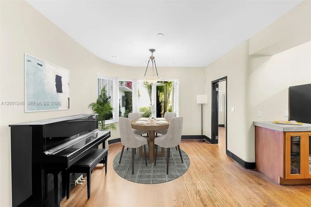 3 of 27 - 711 14th Street #4, Miami Beach, FL