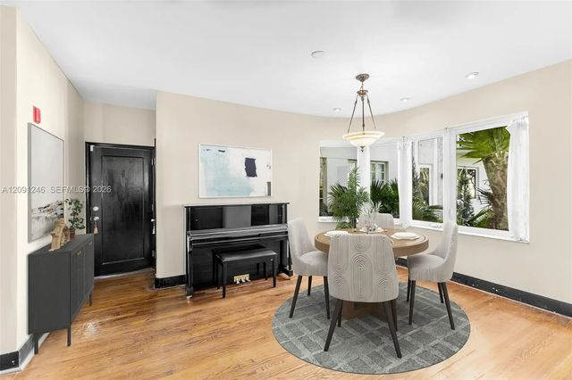 4 of 27 - 711 14th Street #4, Miami Beach, FL