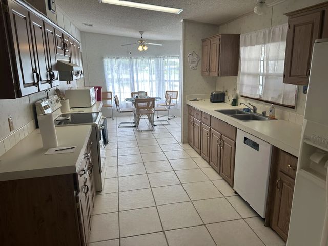 2 of 22 - 487 Thames Bluff Ridge #d-26, Fort Pierce, FL