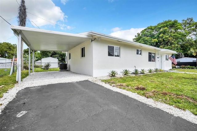 2 of 30 - 1401 Ne 152nd Street, North Miami Beach, FL