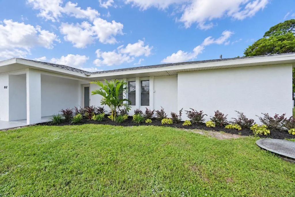 441 Se Guava Terrace, Port St. Lucie
