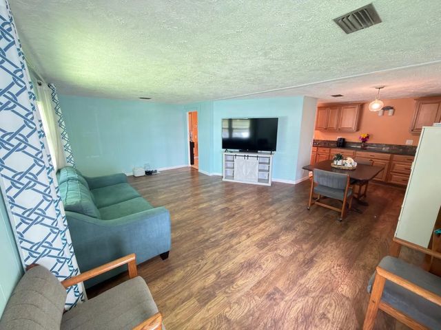 3 of 63 - 7337 Se Swan Avenue, Hobe Sound, FL