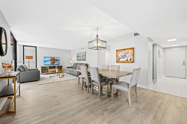 4 of 60 - 1401 S Ocean Boulevard #407, Pompano Beach, FL