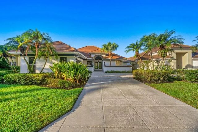 3 of 49 - 107 Golfview Court, Palm Beach Gardens, FL