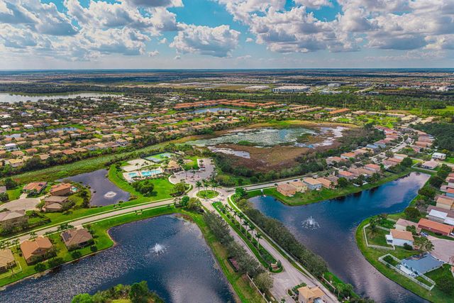5 of 32 - 1756 Sw Jamesport Drive, Port St. Lucie, FL