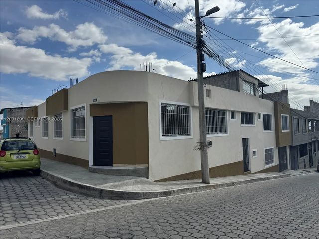 E5-255 La Madrid Y Lane #ecuatoriana, 