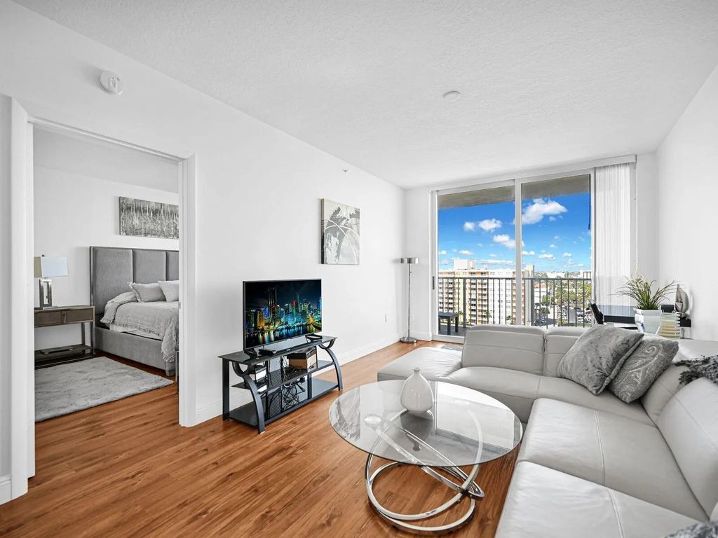 3020 Ne 32nd Avenue #904, Fort Lauderdale