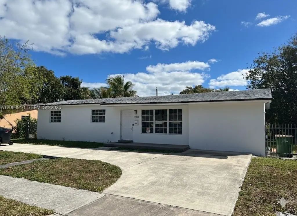 1500 Ne 137th Street, North Miami