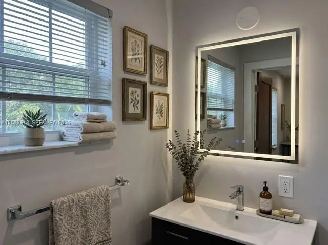3 of 11 - 1500 Ne 137th Street, North Miami, FL